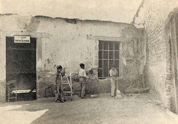 Imagen 2. Salón de clases de la vieja escuela. Tomada de Ávila Garibay, 1940.