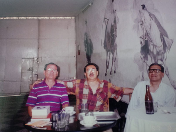 De izquierda a derecha Enrique Marchena, Ricardo Melgar y César Delgado, Lima, principios década de 1990
